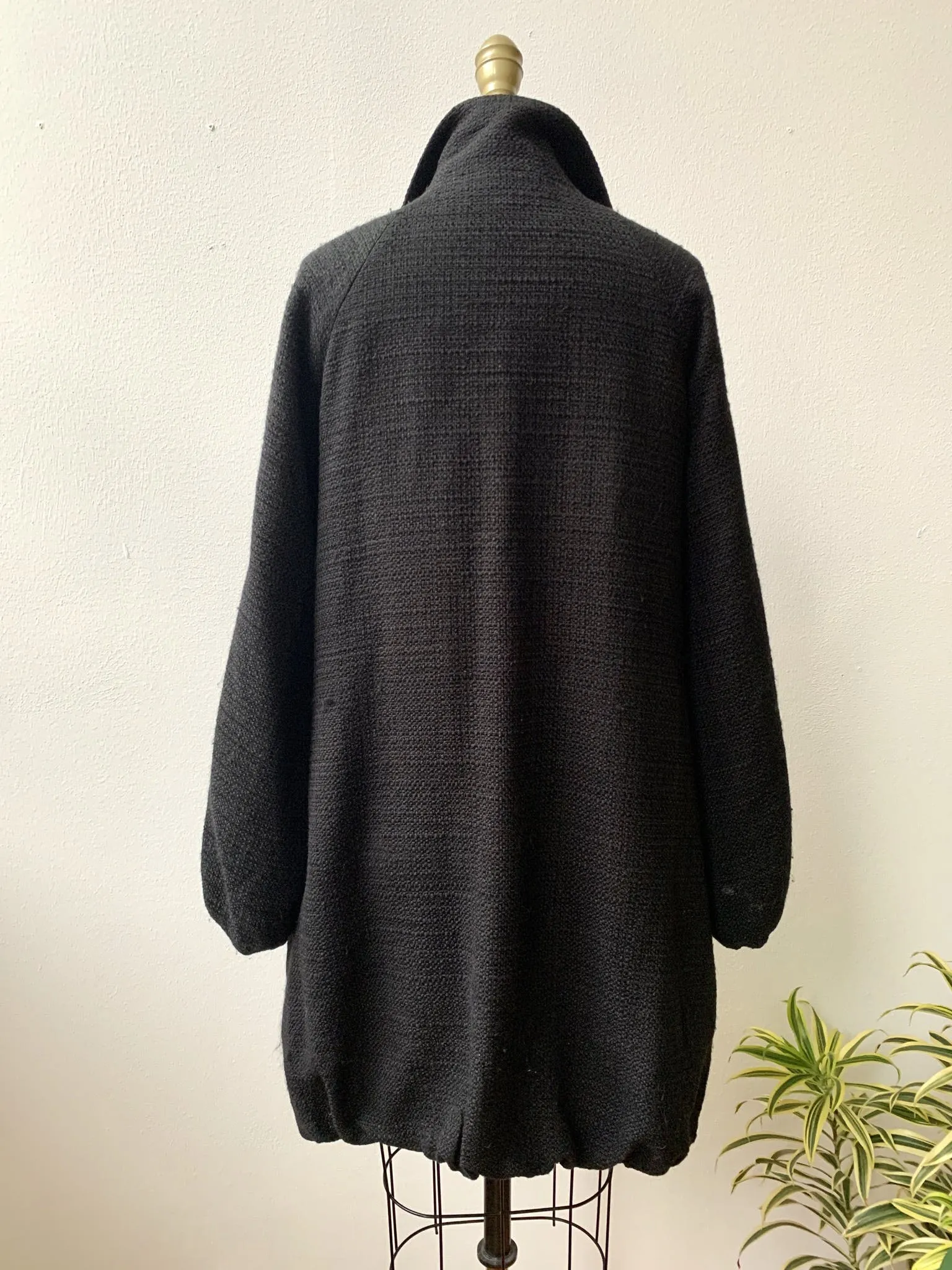 00's Black Woven Cocoon Coat by Theory