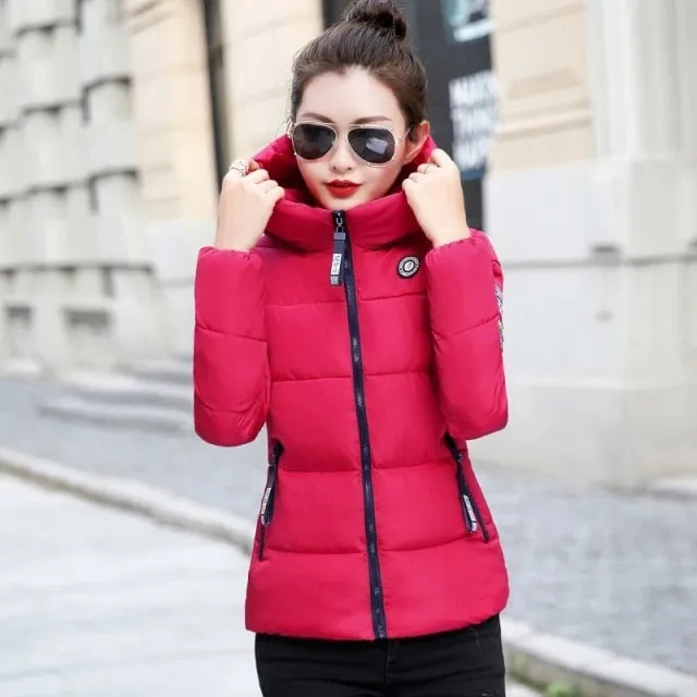 2021 New Winter Parkas Women Jacket Hooded Thick Warm Short Jacket Cotton Padded Parka Basic Coat Female Outerwear Plus Size 5XL