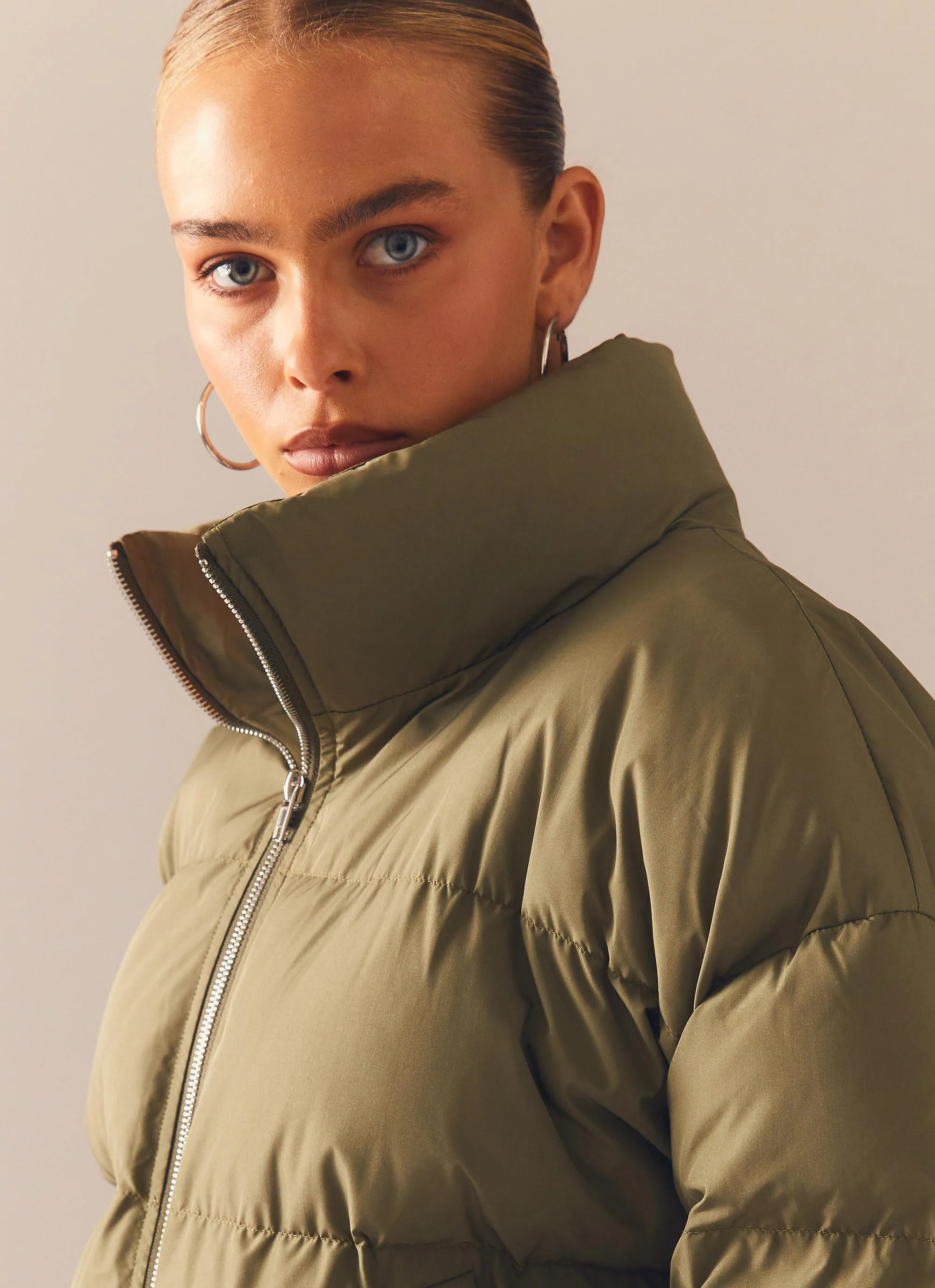 Avalanche Puffer Jacket - Moss Green