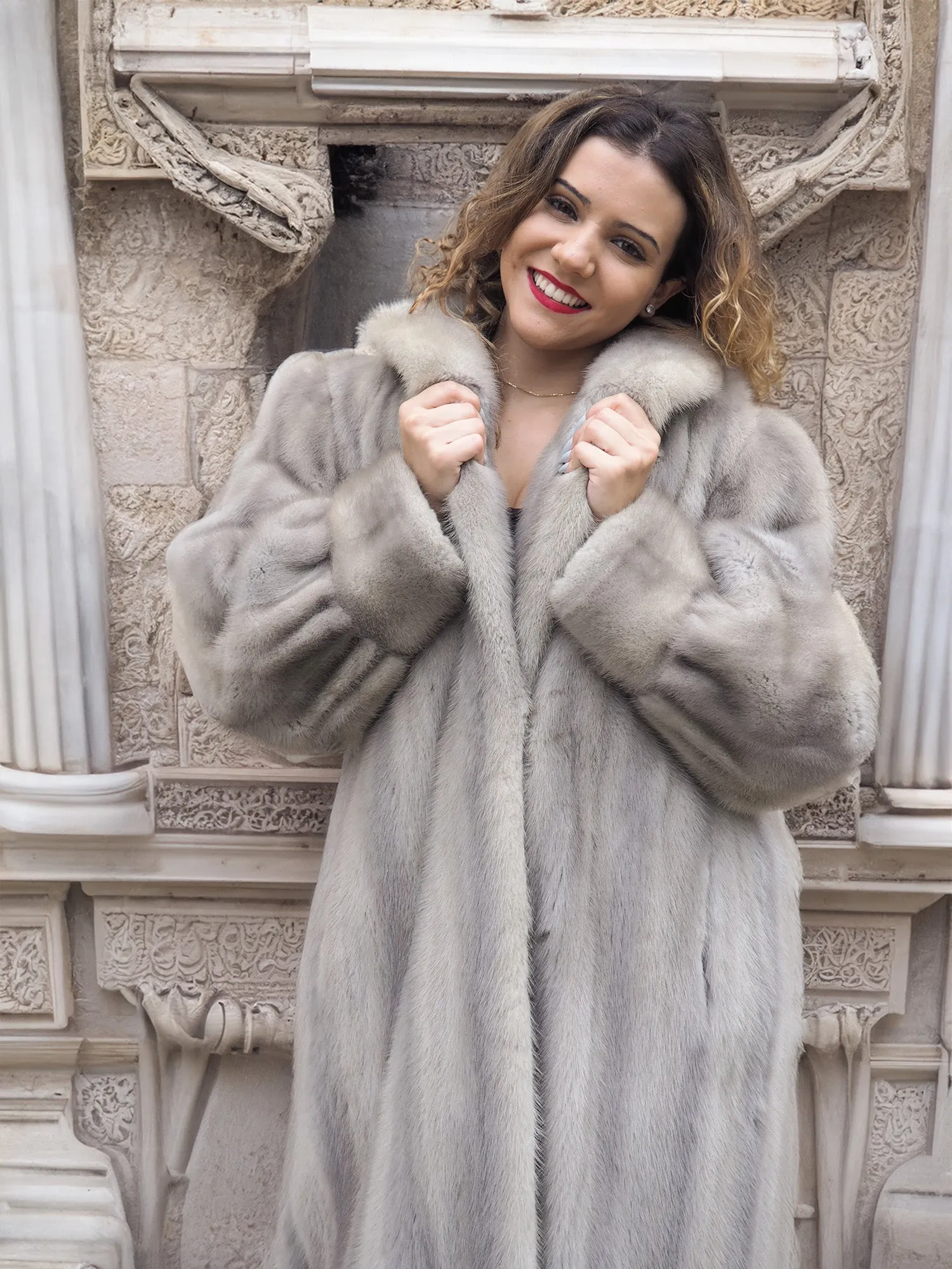 Canadian Sapphire Mink Fur Coat M