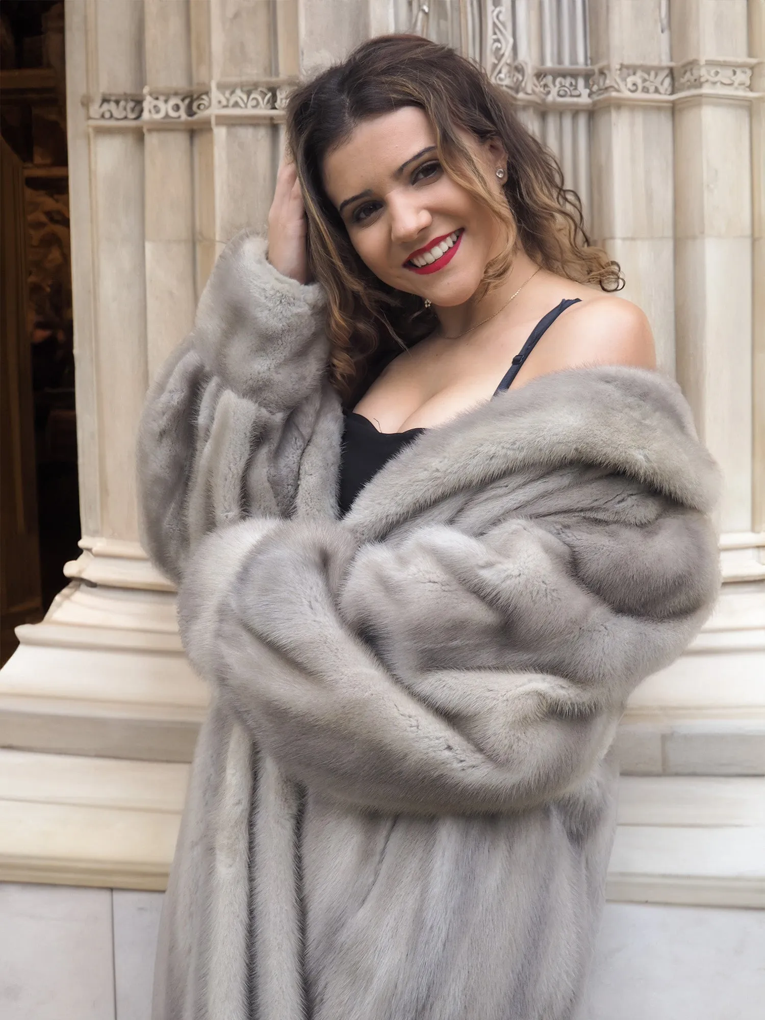 Canadian Sapphire Mink Fur Coat M