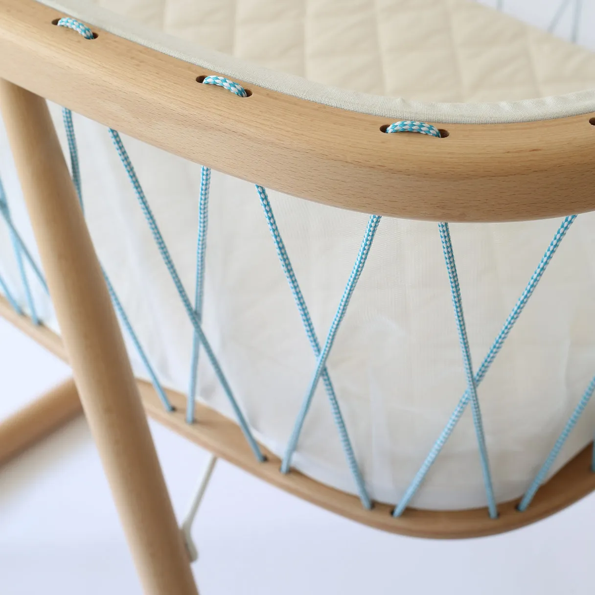 Charlie Crane Kumi Cradle Aqua