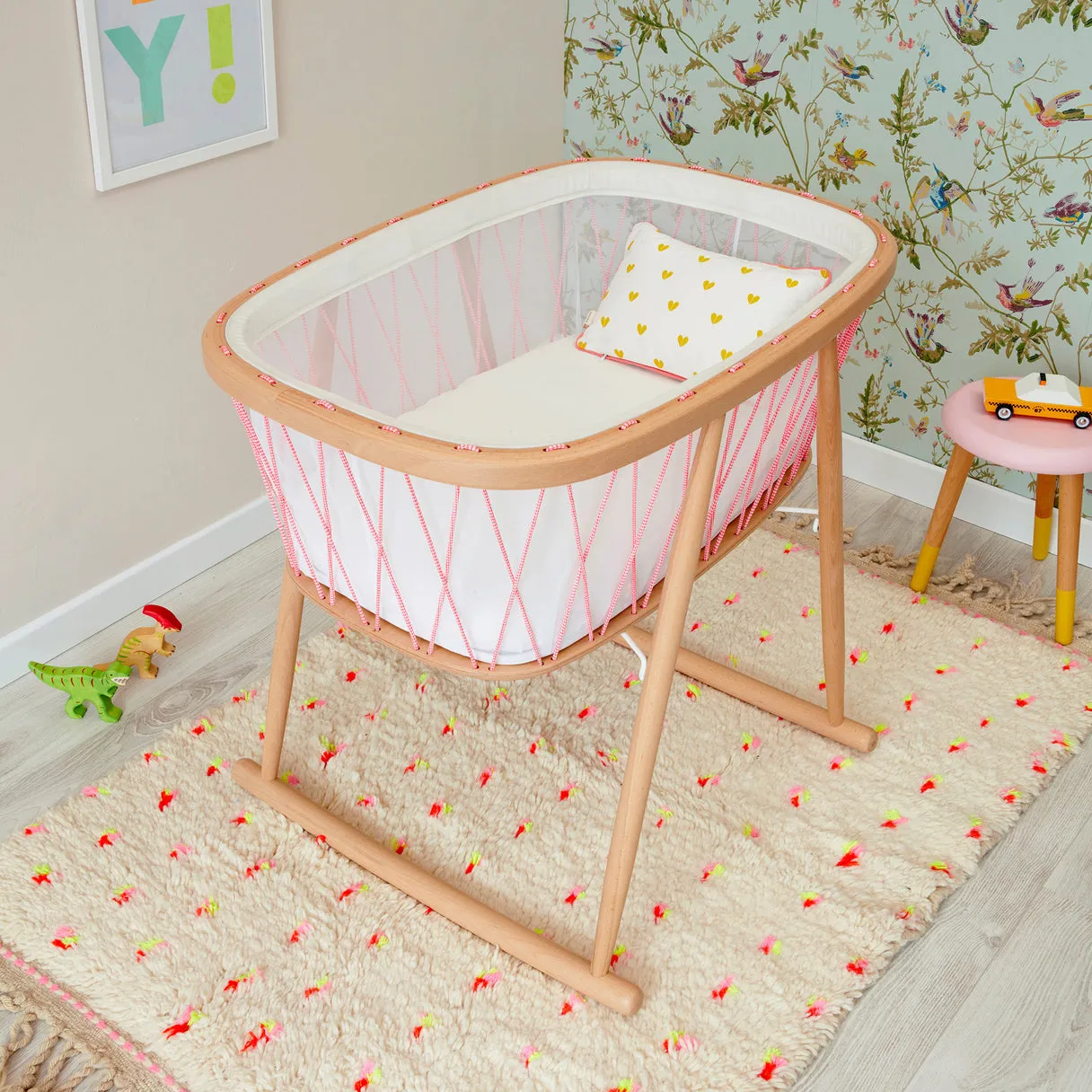 Charlie Crane Kumi Cradle Pink