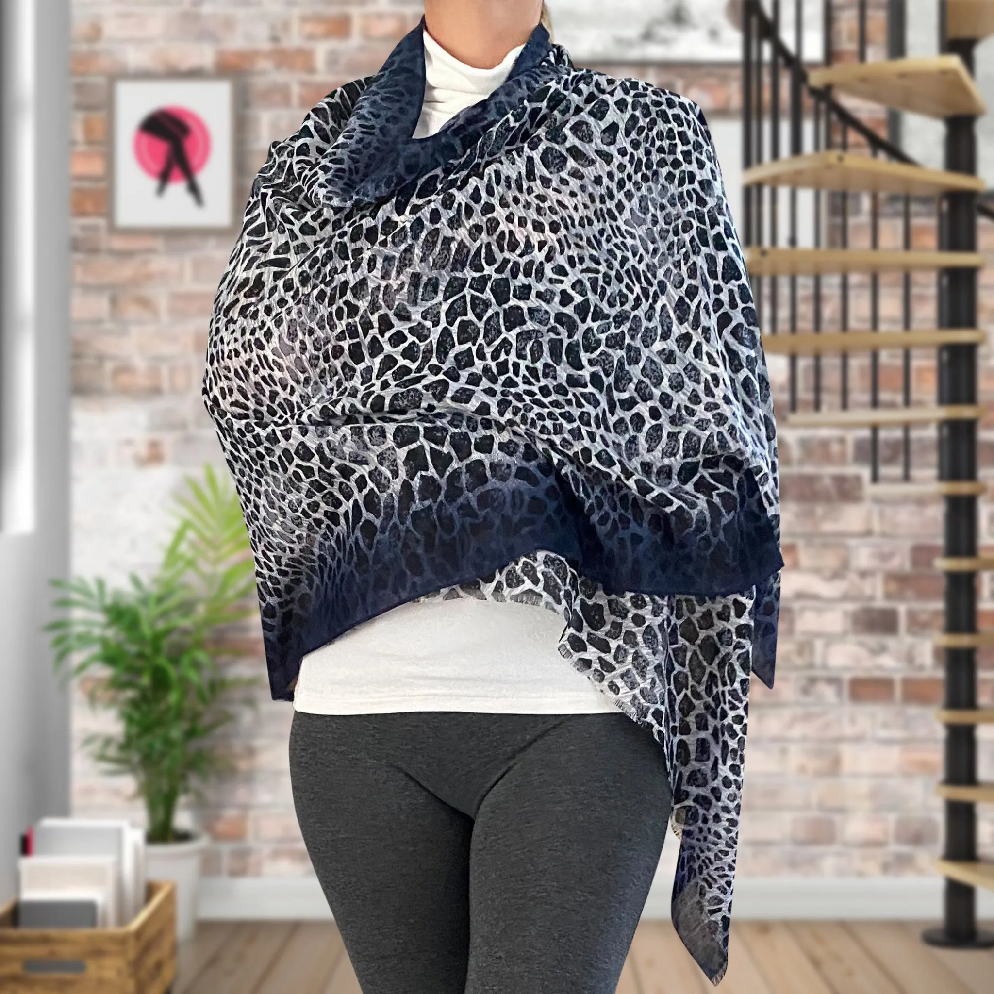 Fashion Tight Small Stone Patterned Shawls