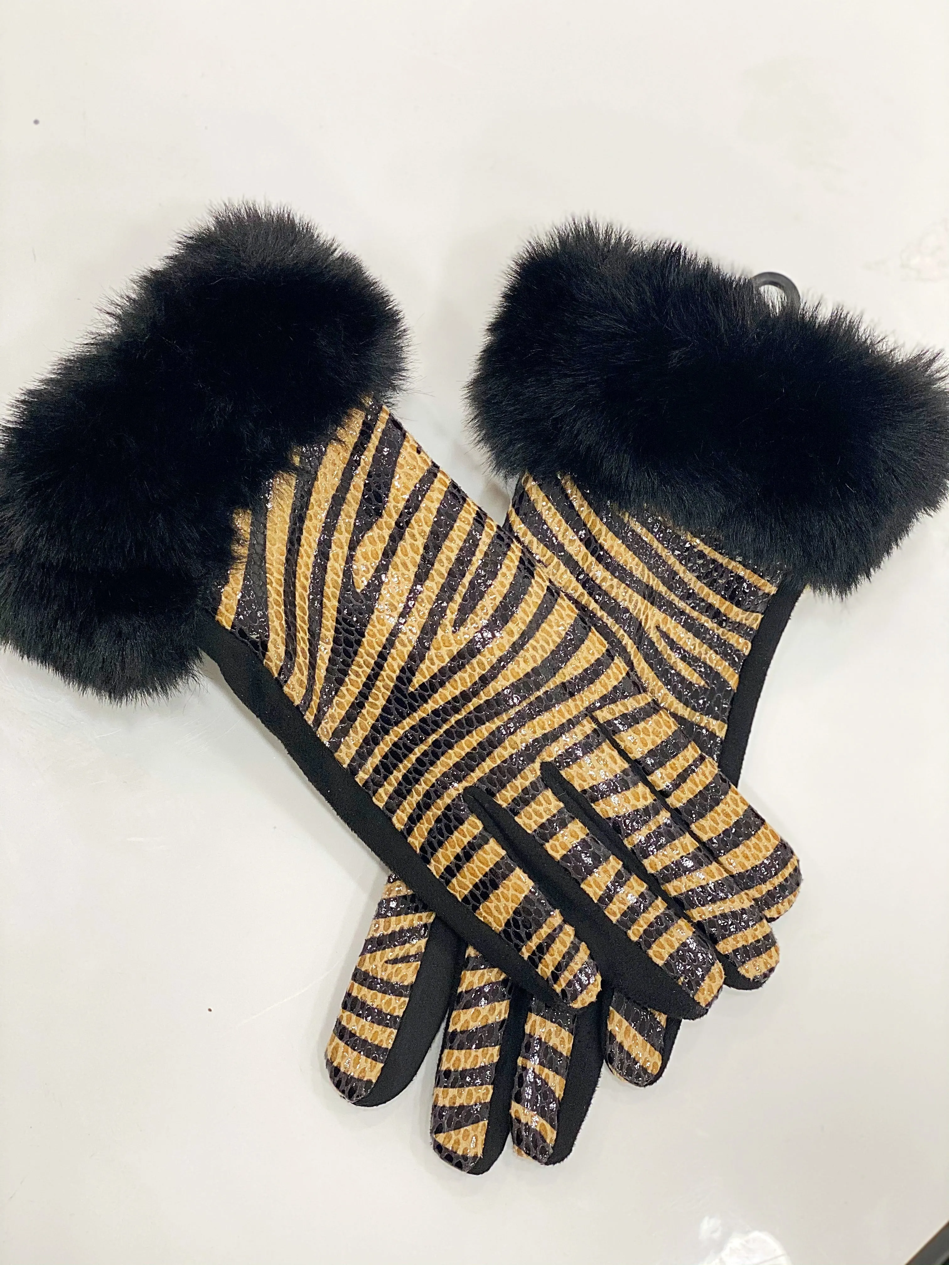 Faux Suede Gloves with Faux Fur Trim